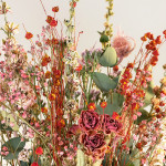 Ramo de flor seca en tonos rosas y azules-detalle flor-Rebolledo Floristas